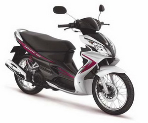 Suzuki Hayate Rental Motorbike